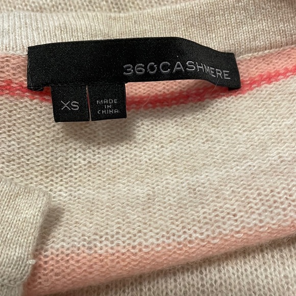 360 Cashmere Sweater - Picture 7 of 8